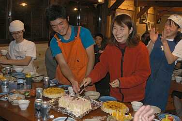 2002年10月12日　茜ちゃん・20歳の誕生日は朝日小屋で