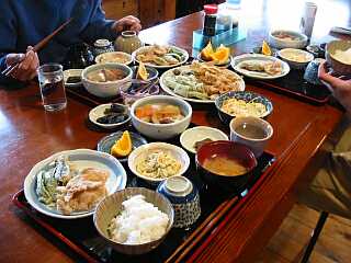 今日の夕食は、「お客様メニュー」を作って