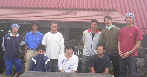 小屋を支えてくれる、元気な仲間たちの画像