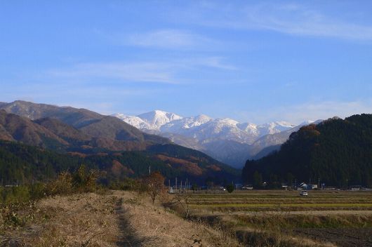 朝日岳遠望 05.12.1 photo by S 朝日岳遠望 05.12.1 photo by Sの画像