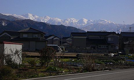 実家のすぐ傍から眺めた、今日の山並み 07.1.15 実家のすぐ傍から眺めた、今日の山並み 07.1.15の画像