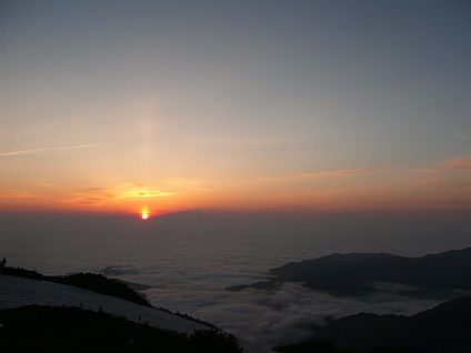 雨の日の翌日、見事な夕焼け　　　08.6.30の画像