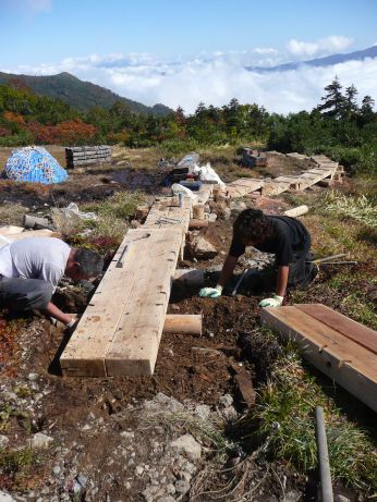 里でのようなワケにいかないから、作業は大変　　　08.10.2の画像