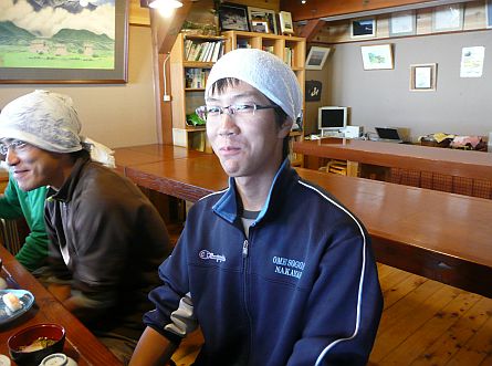 今日から来ました、新人の「アッキー」です! 写真